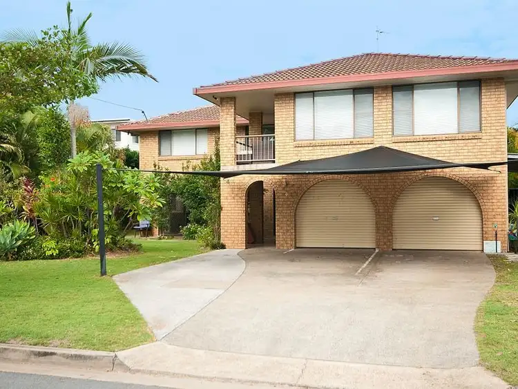 4 Muscovey Avenue, Paradise Point QLD 4216