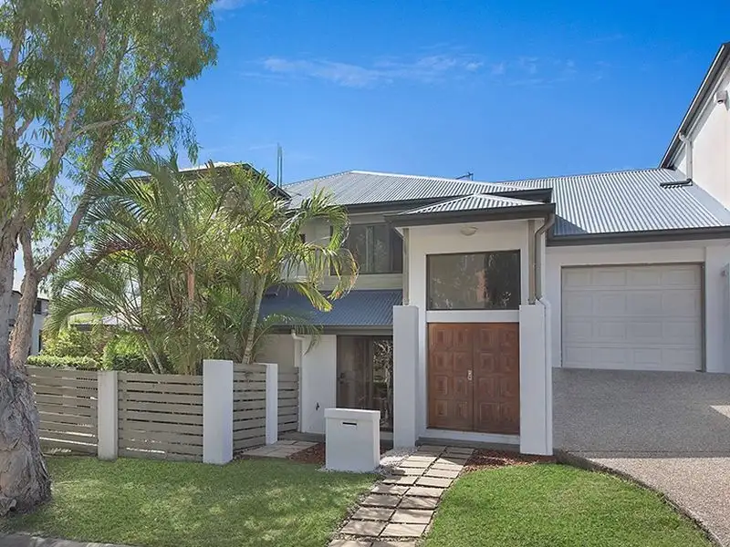 Main view of Homely unit listing, 2/2 Wingate Court, Varsity Lakes QLD 4227