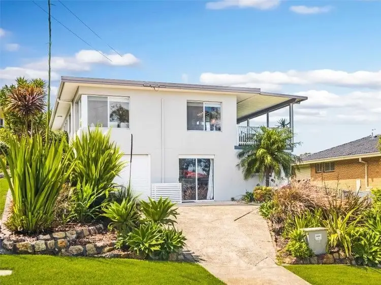 11 Jalna Avenue, Figtree NSW 2525