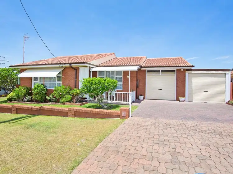 181 Bay Road, Toowoon Bay NSW 2261