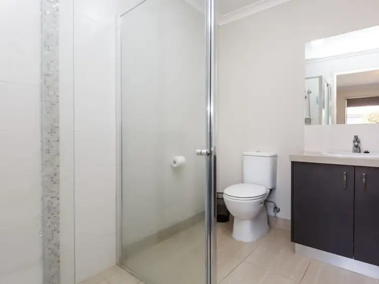 Sixth view of Homely unit listing, 4/14-18 Darling Street, Sale VIC 3850