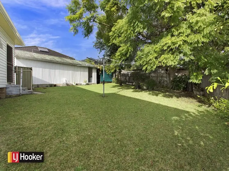 Sixth view of Homely house listing, 33 Hertford Street, Berkeley NSW 2506