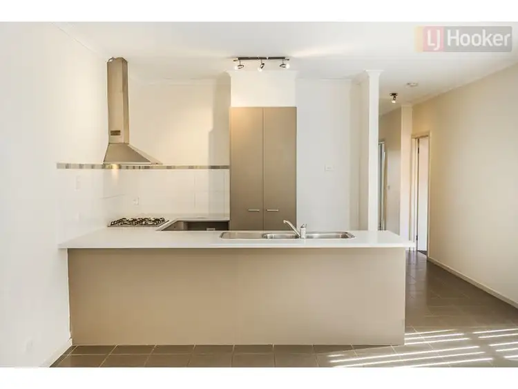 Fourth view of Homely house listing, 3 Yorkshire Terrace, Craigieburn VIC 3064