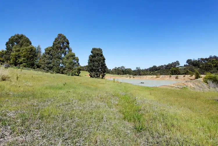 28 Seaview Heights, Henty WA 6236