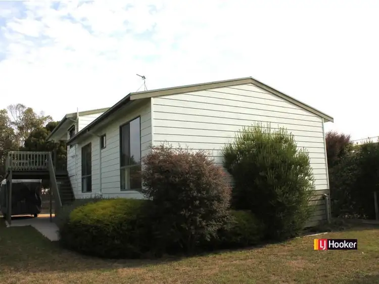 93 Tamara Crescent, Inverloch VIC 3996
