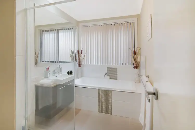 Fourth view of Homely house listing, 7 Fenner Place, Ropes Crossing NSW 2760