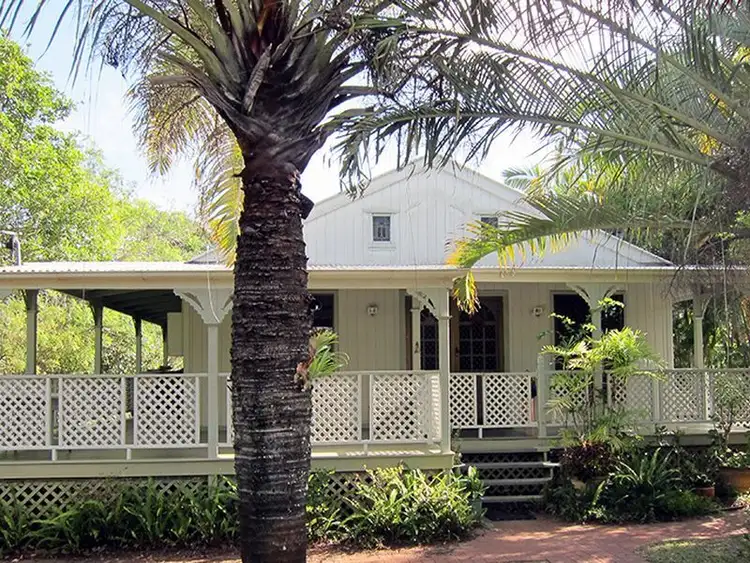 19 Arvon Avenue, Beachmere QLD 4510