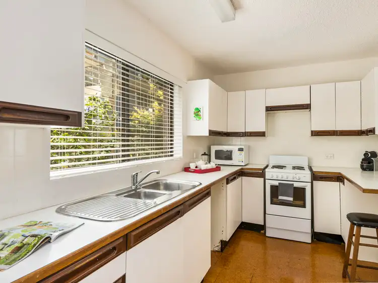 Fifth view of Homely apartment listing, 2/12 Queens Parade, Newport NSW 2106
