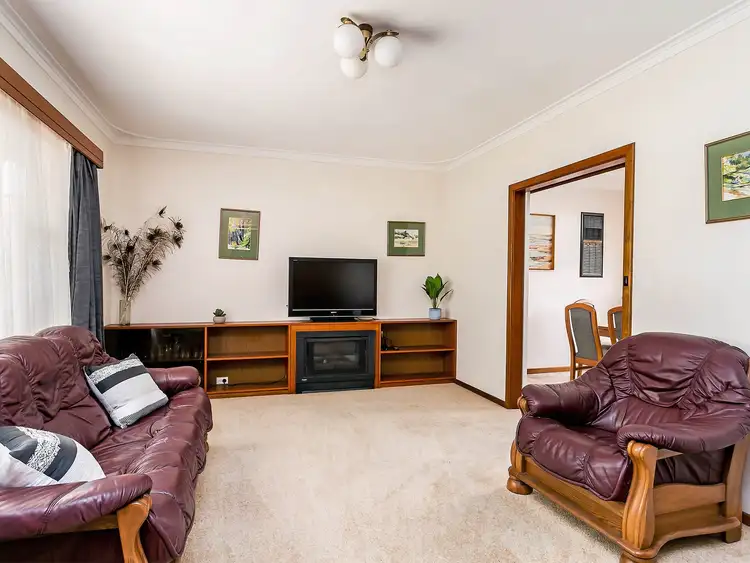 Fifth view of Homely house listing, 4 Jennifer Street, Seaton SA 5023