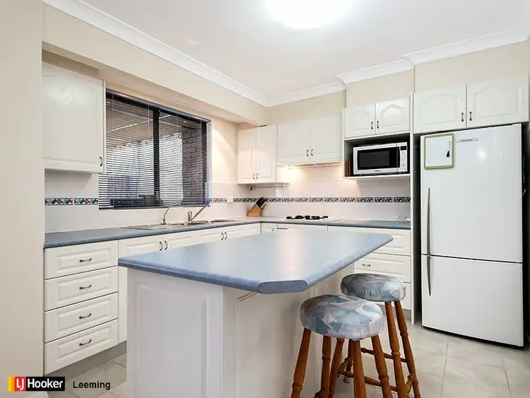 Sixth view of Homely house listing, 10 Nigel Court, Leeming WA 6149