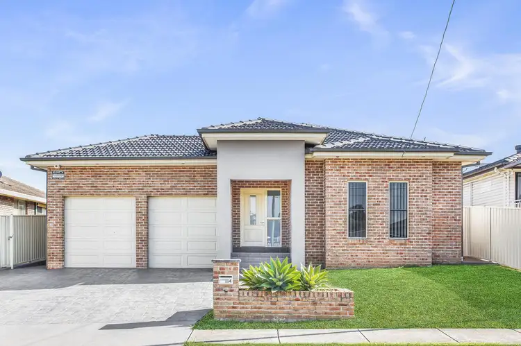 4 Nundle Street, Smithfield NSW 2164