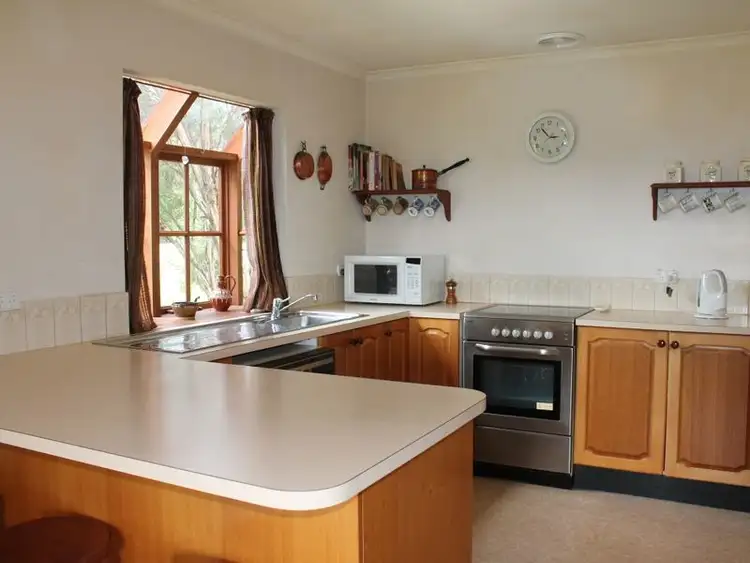 Sixth view of Homely house listing, 160 Hoyt Street, Lindenow VIC 3865