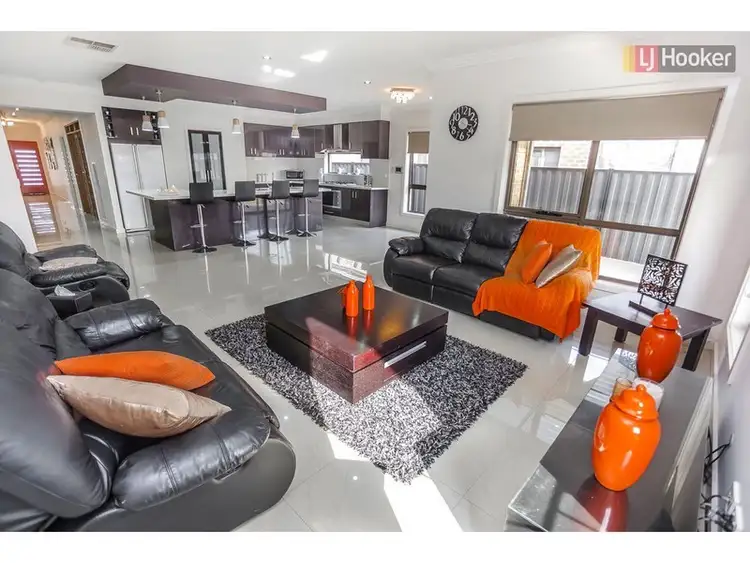 Sixth view of Homely house listing, 5 Biltmore Crescent, Roxburgh Park VIC 3064