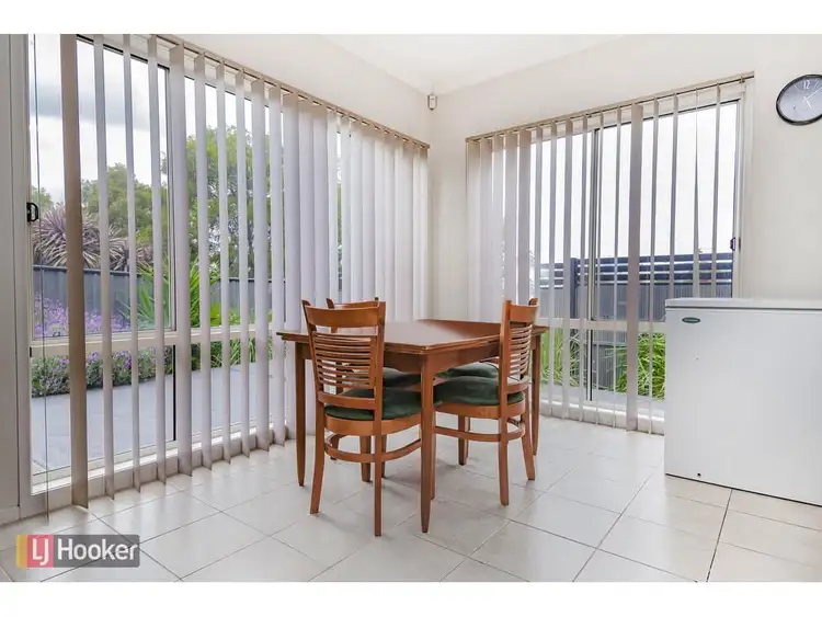 Third view of Homely house listing, 21 Highbury Circuit, Craigieburn VIC 3064