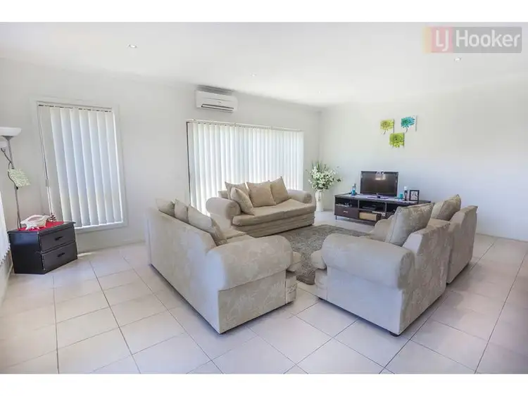 Third view of Homely townhouse listing, 5 Densham Way, Craigieburn VIC 3064