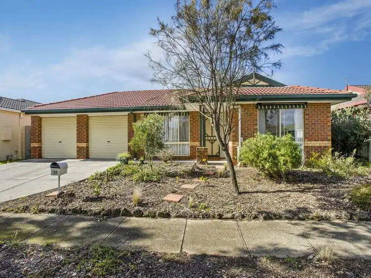 17 Wattle Grove, Point Cook VIC 3030