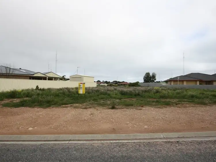 8 Chandler Court, Wallaroo SA 5556