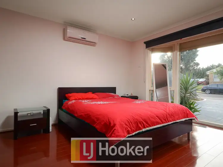 Fifth view of Homely house listing, 2 Weeden Crescent, Hallam VIC 3803