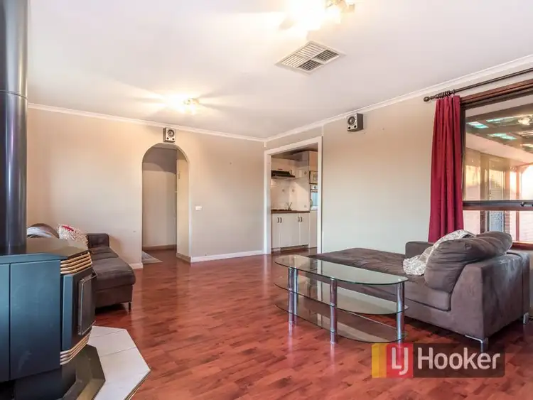Fourth view of Homely house listing, 17 Heatherdew Close, Endeavour Hills VIC 3802
