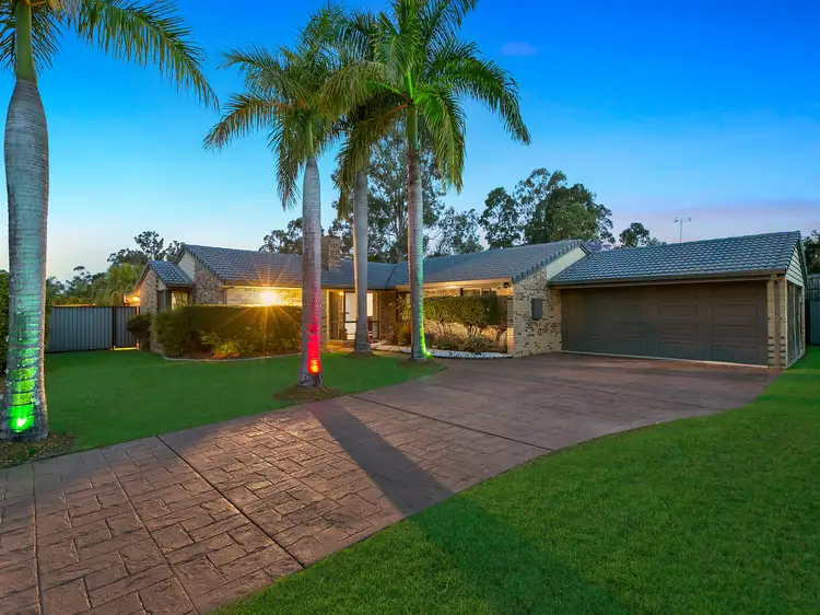 80 California Drive, Oxenford QLD 4210