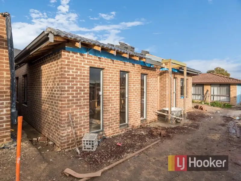 Main view of Homely unit listing, 2/5 Allison Avenue, Eumemmerring VIC 3177