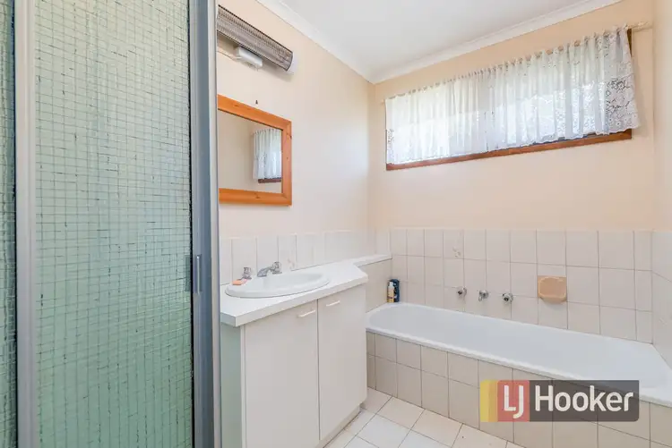 Sixth view of Homely house listing, 6 Damien Court, Pakenham VIC 3810