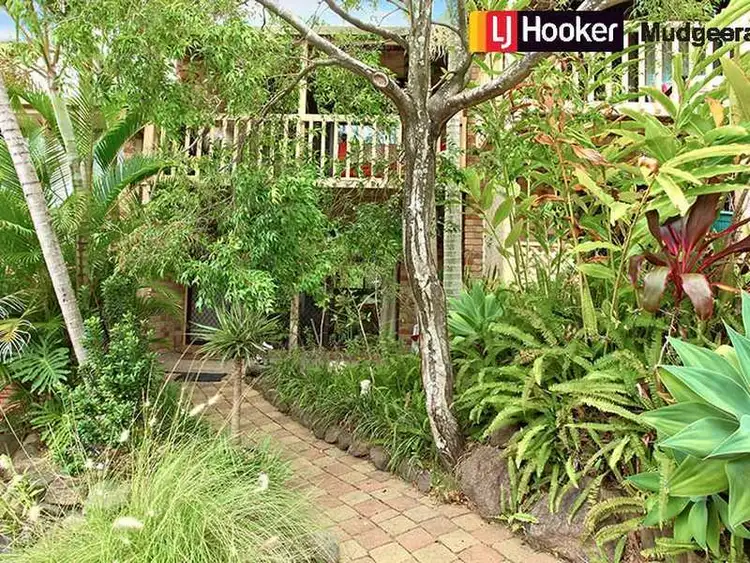 Third view of Homely townhouse listing, 23/8-12 Sherwood Close, Mudgeeraba QLD 4213