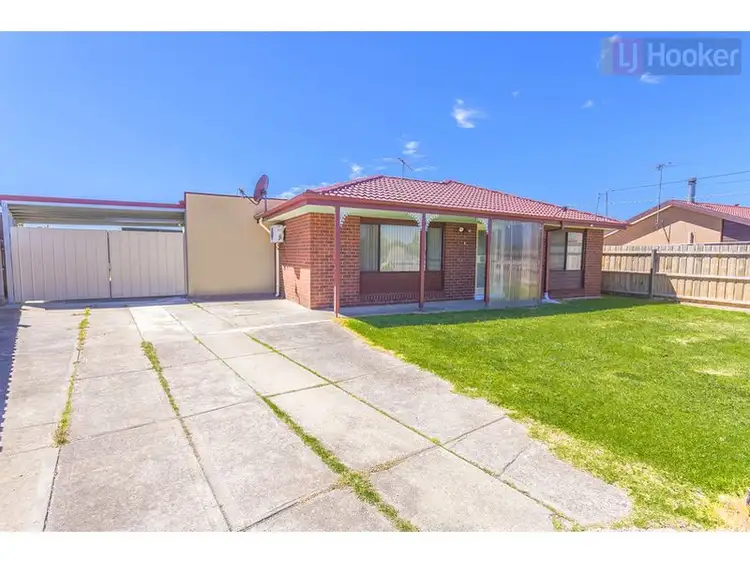 Fourth view of Homely house listing, 10 Yandoit Crt, Meadow Heights VIC 3048