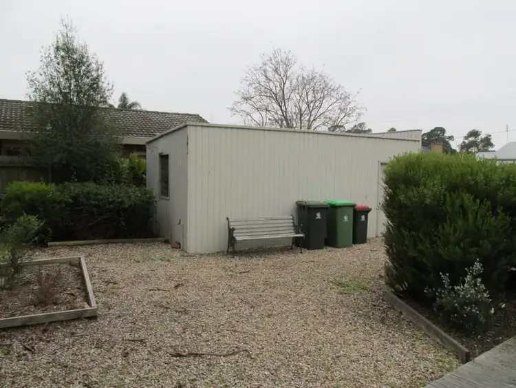 Sixth view of Homely house listing, 8 Jennings Street, Bairnsdale VIC 3875