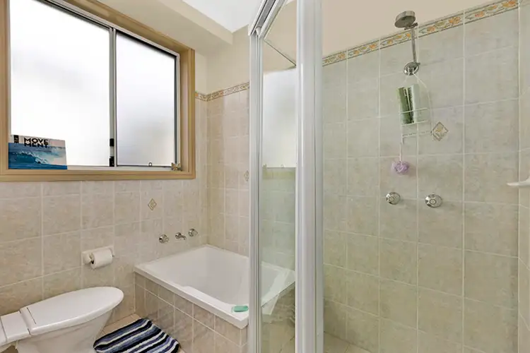 Fifth view of Homely villa listing, 1/3-5 Koonah Avenue, Blue Bay NSW 2261