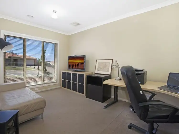 Fourth view of Homely house listing, 41 Carmelo Court, Hidden Valley VIC 3756