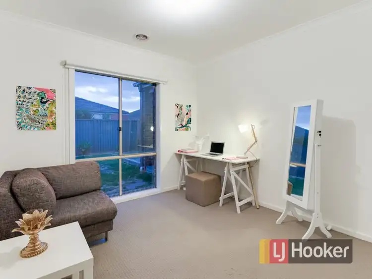 Sixth view of Homely house listing, 3 Cerbera Bend, Cranbourne North VIC 3977