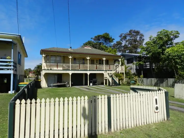 26 Yamba Road, Yamba NSW 2464