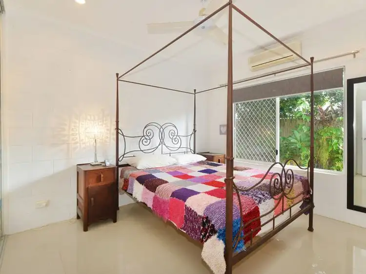 Fifth view of Homely unit listing, 2/10 Ireland Crescent, Whitfield QLD 4870