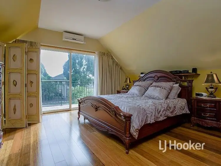 Sixth view of Homely house listing, 28 Lakeside Drive, Sanctuary Lakes VIC 3030