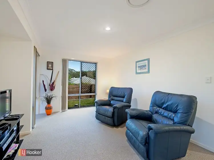 Sixth view of Homely house listing, 2 Argus Place, Kallangur QLD 4503