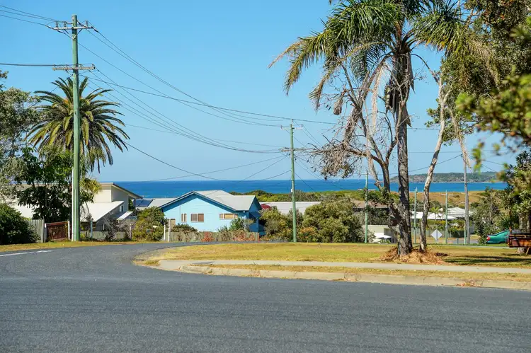 48 Pacific Street, Corindi Beach NSW 2456