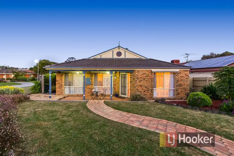 12 Kate Court, Pakenham VIC 3810