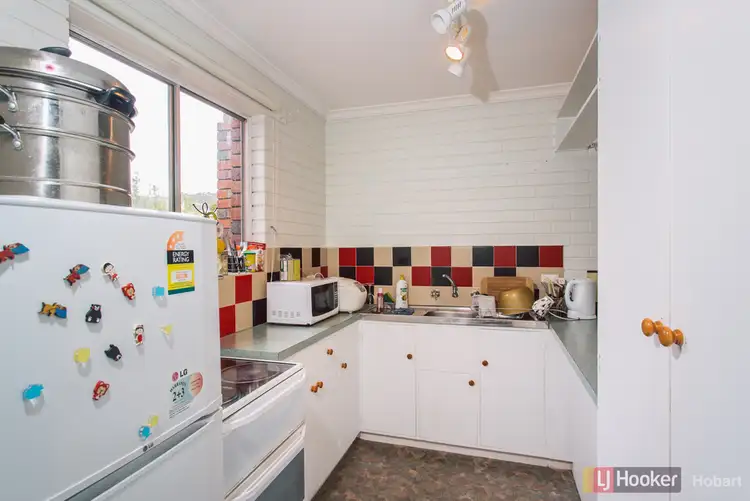 Fourth view of Homely unit listing, 6/15 Greenlands Avenue, Sandy Bay TAS 7005