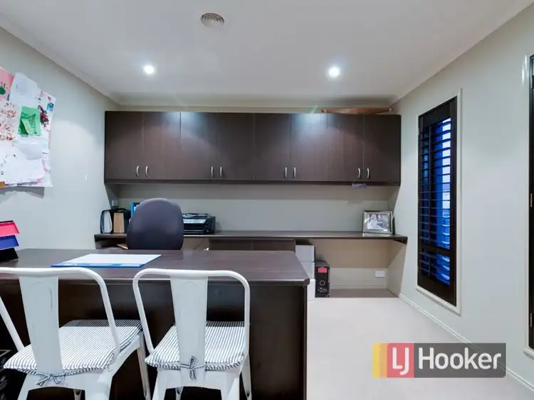 Second view of Homely house listing, 2 Flowerfield Court, Berwick VIC 3806
