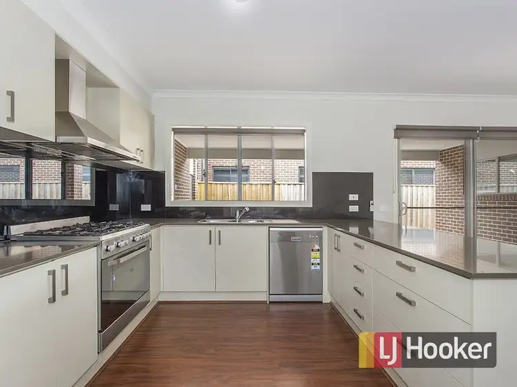 Third view of Homely house listing, 5 Penshurst Crescent, Officer VIC 3809