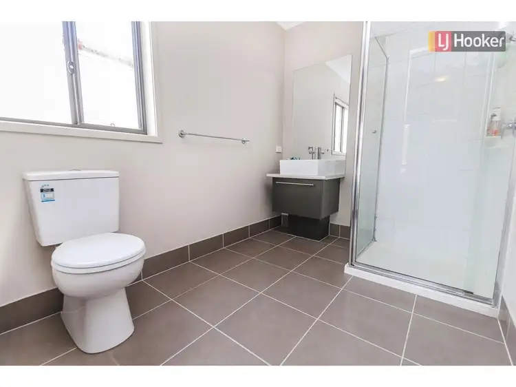 Sixth view of Homely house listing, 7 Bottlebrush Rd, Craigieburn VIC 3064