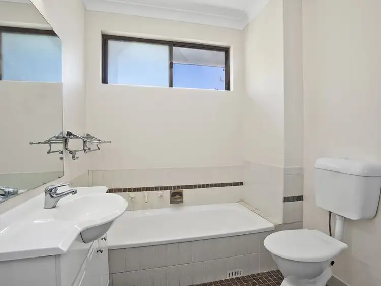 Fourth view of Homely unit listing, 31/3 Barton Road, Artarmon NSW 2064