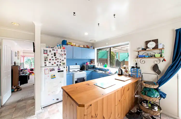 Sixth view of Homely house listing, 10 Whittell Crescent, Florey ACT 2615