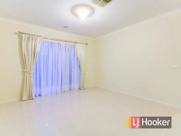 Seventh view of Homely house listing, 26 William Thwaites Boulevard, Cranbourne North VIC 3977