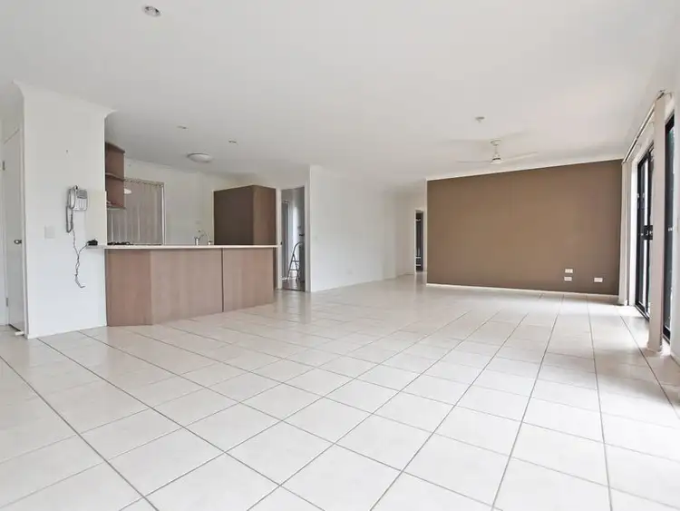 Second view of Homely house listing, 2 Acacia Crescent, Kallangur QLD 4503