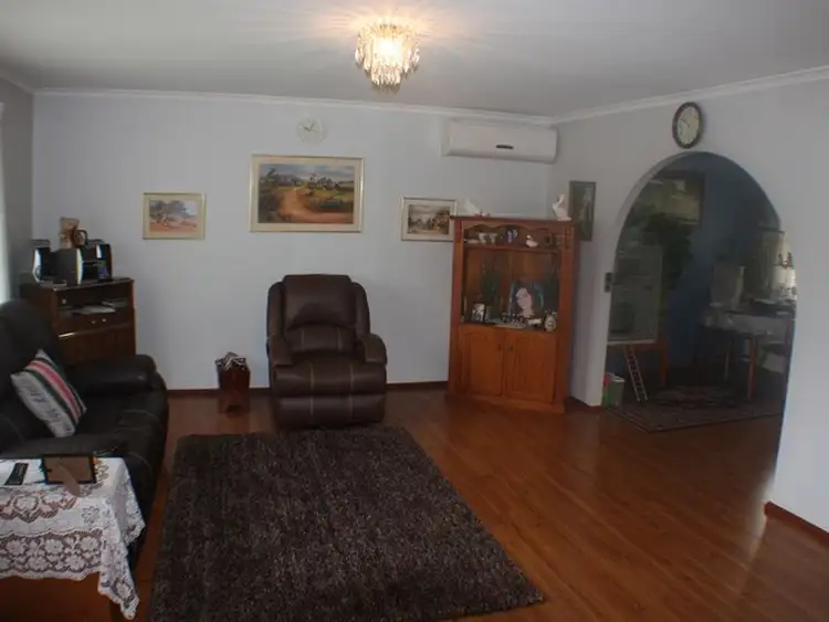 Second view of Homely house listing, 2 Peterson Close, Kincumber NSW 2251