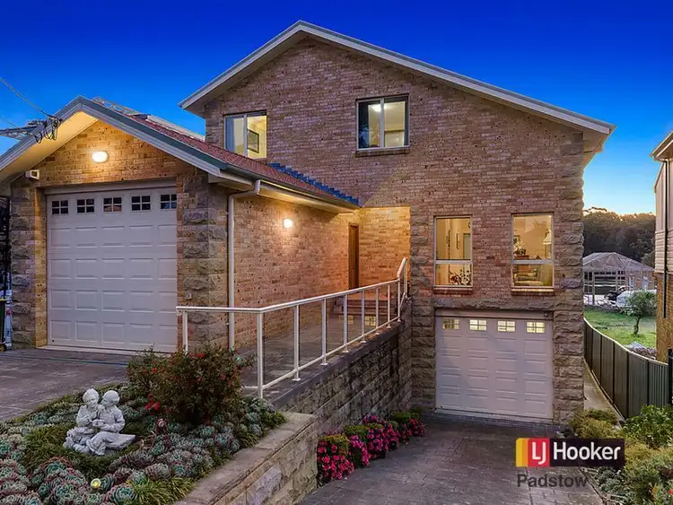 558 Henry Lawson Drive, East Hills NSW 2213