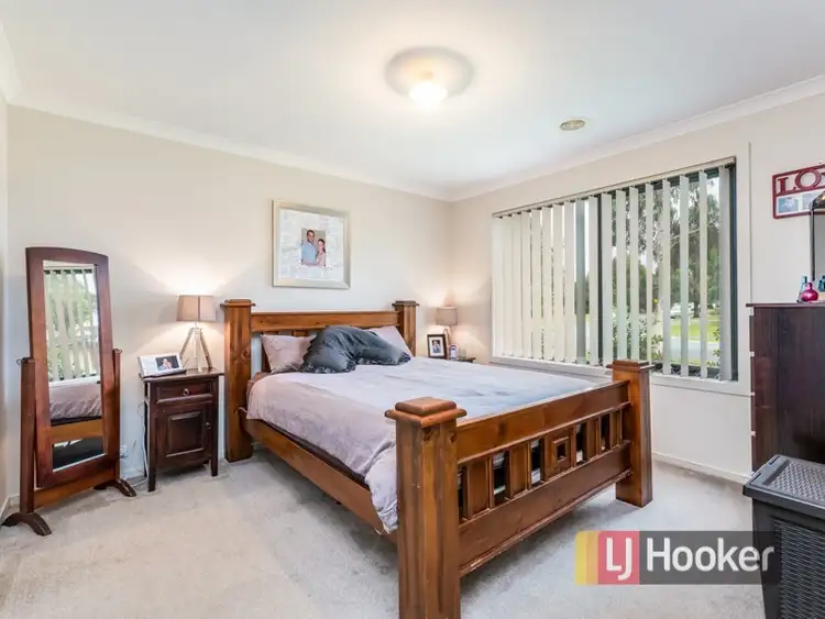 Sixth view of Homely house listing, 3 Chestnut Chase, Pakenham VIC 3810