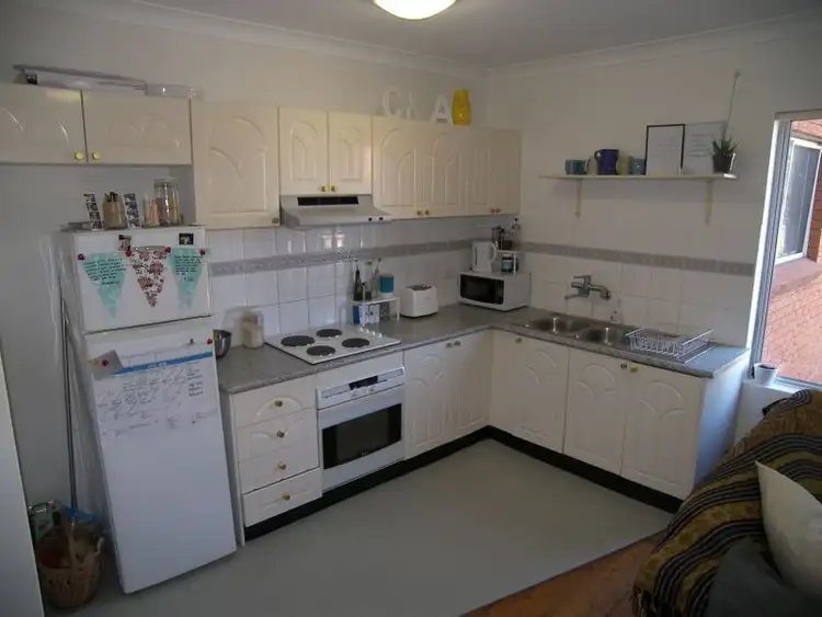 Second view of Homely unit listing, 4/18 Byron Street, Bellambi NSW 2518
